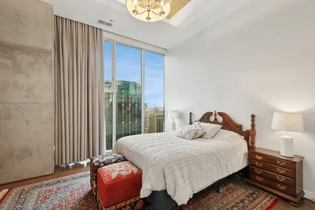 $1,099,000 | 550 North St Clair Street, Unit 2603, Chicago, IL 60611
