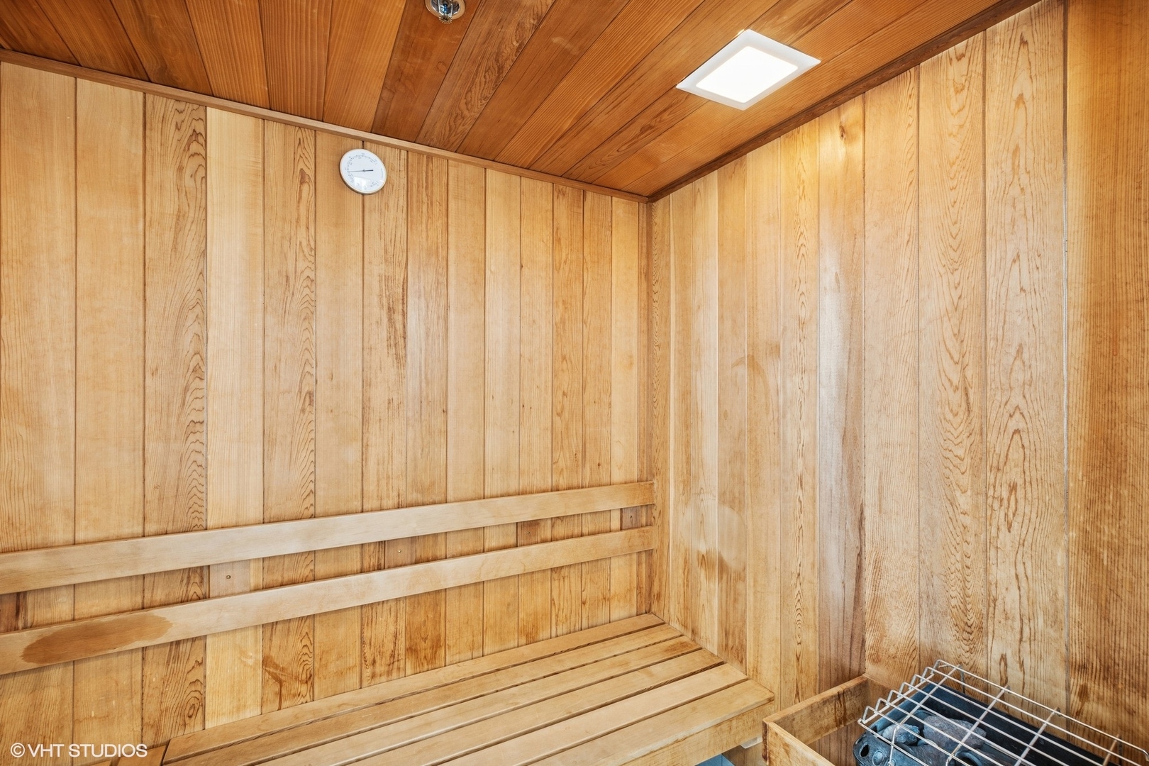 550 North St Clair Street, Unit 2603 Chicago, IL 60611 - Photo 19 of 20