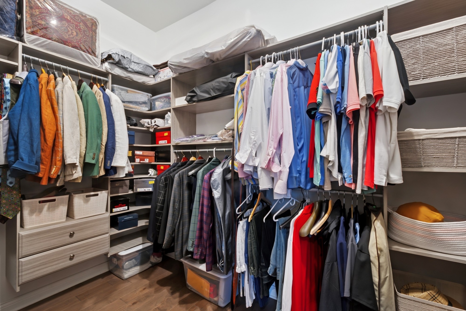 550 North St Clair Street, Unit 2603 Chicago, IL 60611 - Photo 10 of 20