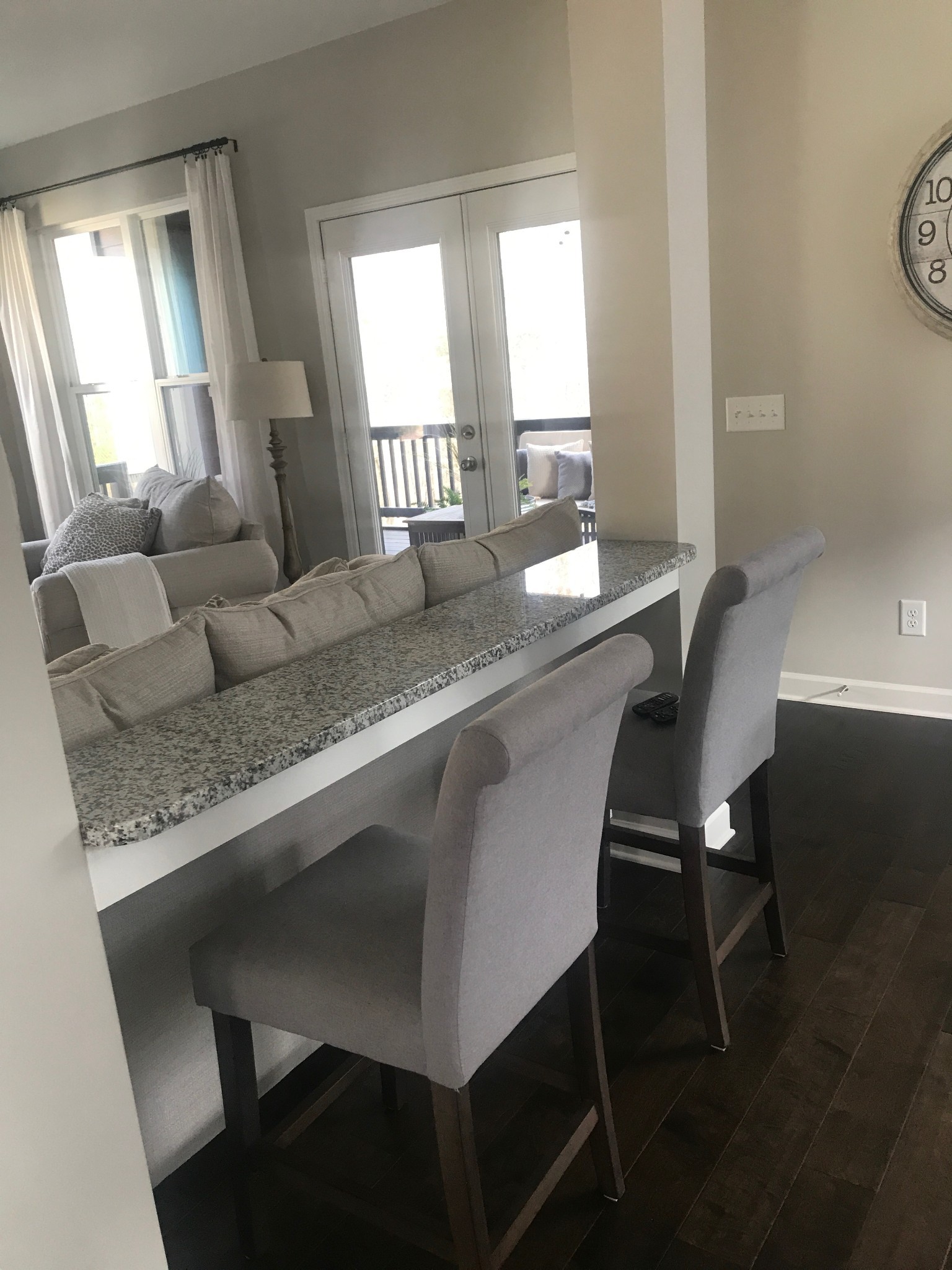 215 Evans Drive Tullahoma, TN 37388 - Photo 14 of 44 a living room with a couch and a table