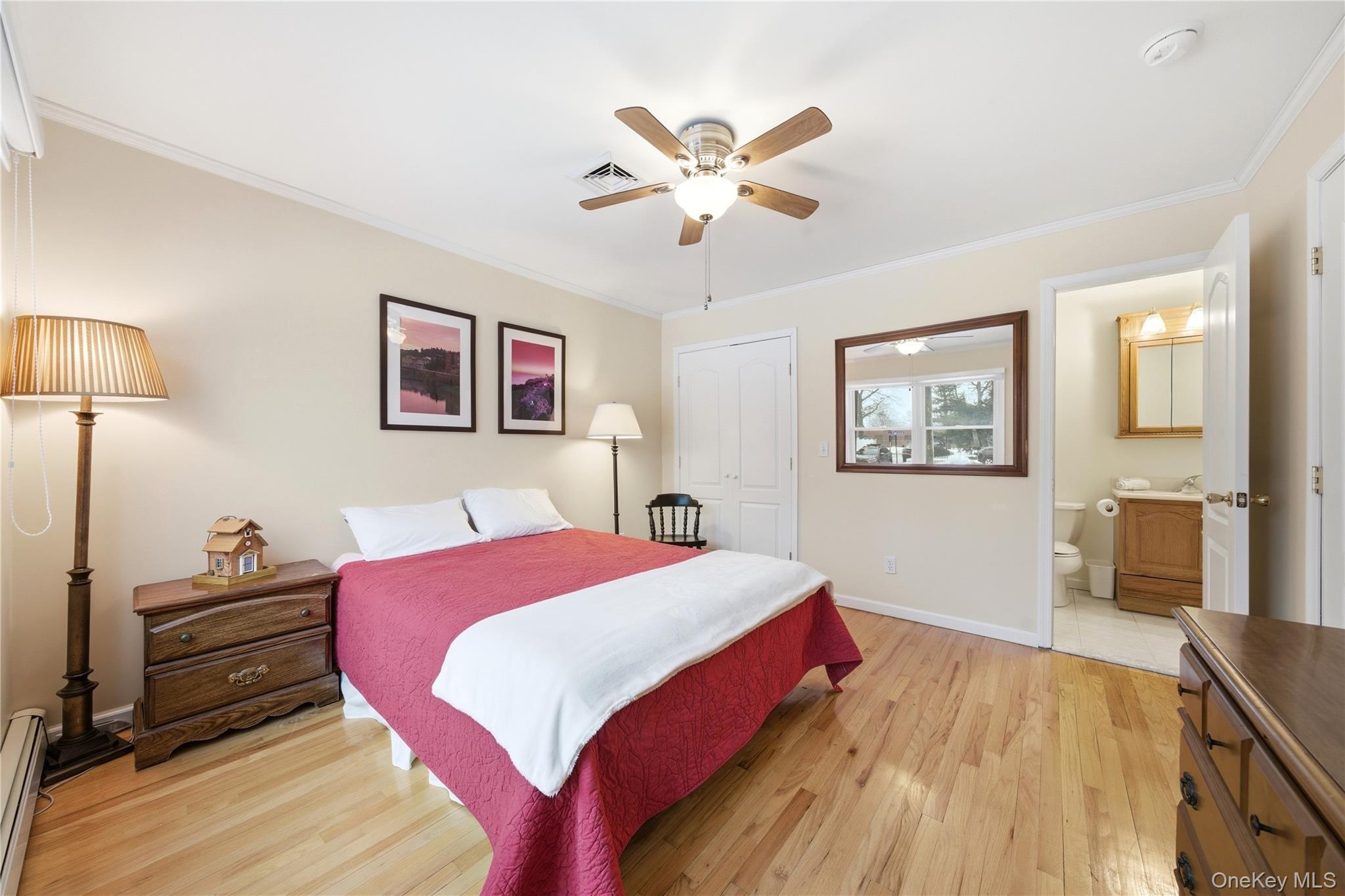 43 Ridgeway Boulevard Bay Shore, NY 11706 - Photo 21 of 36