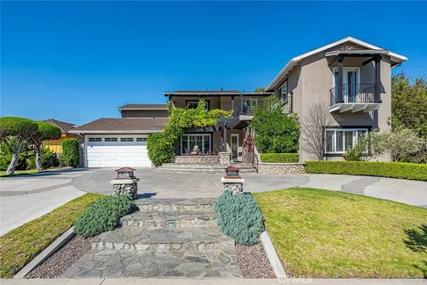 $2,225,000 | 4121 Country Club Drive, Lakewood, CA 90712