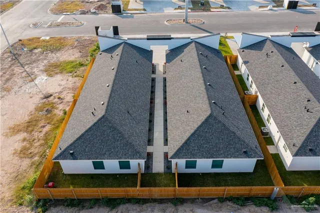 $1,295 | 504 North Onyx Avenue, Unit 1, Edinburg, TX 78541