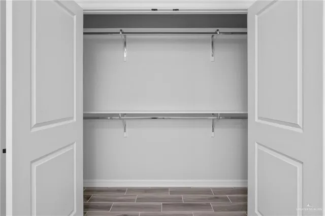 $1,295 | 504 North Onyx Avenue, Unit 1, Edinburg, TX 78541