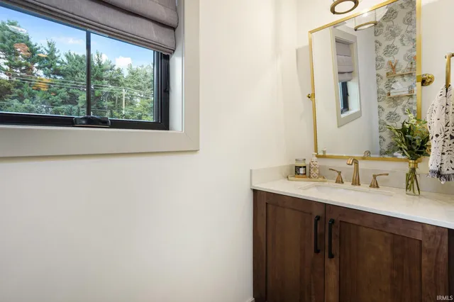 $1,049,000 | 10700 Adams Road, Granger, IN 46530