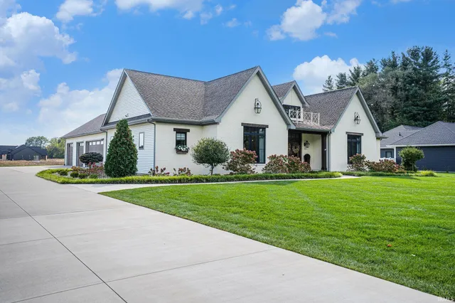 $1,049,000 | 10700 Adams Road, Granger, IN 46530