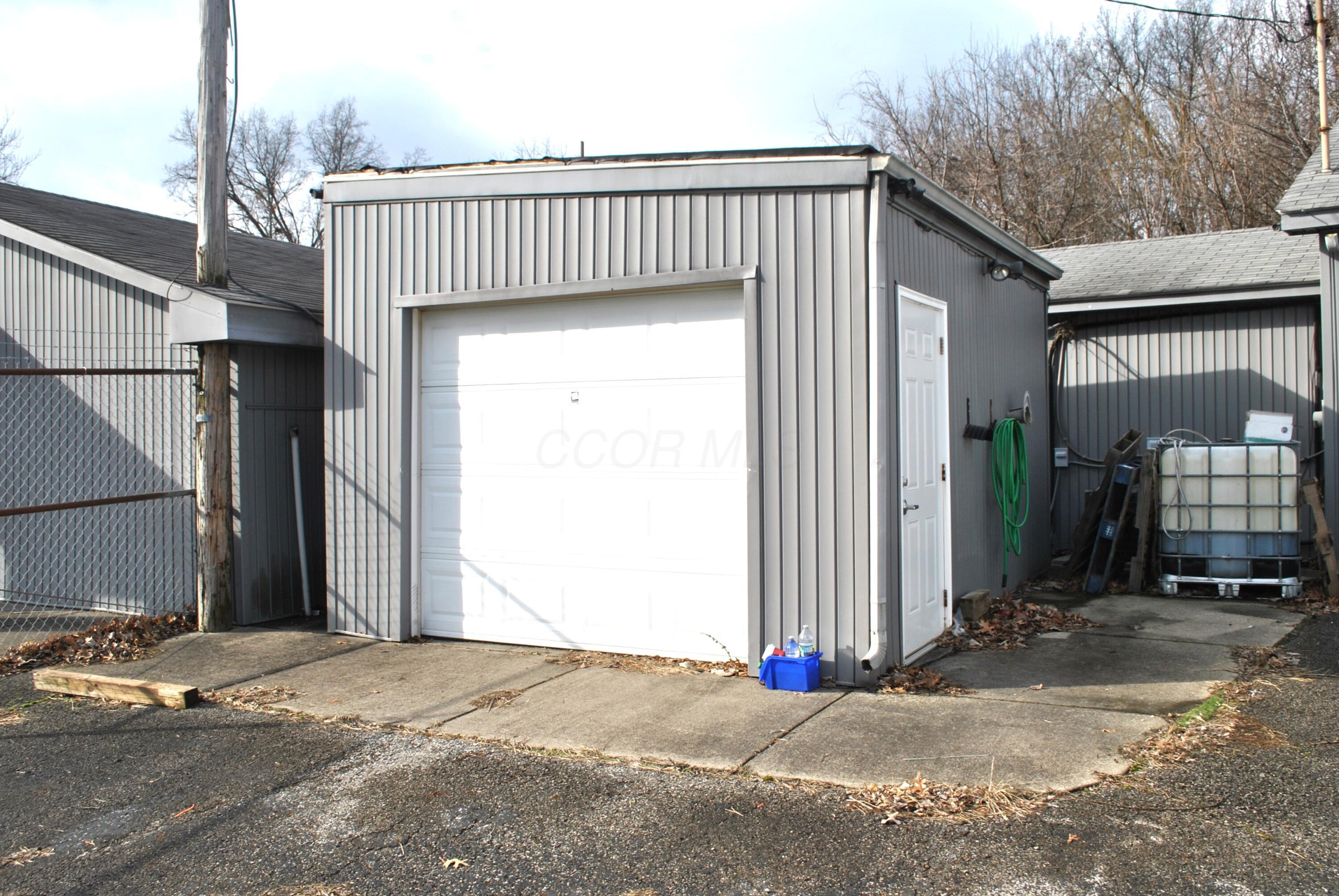 2882 Johnstown Road Columbus, OH 43219 - Photo 15 of 69 DSC_1345