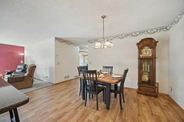 $255,000 | 307 Circle View Drive, Dassel, MN 55325