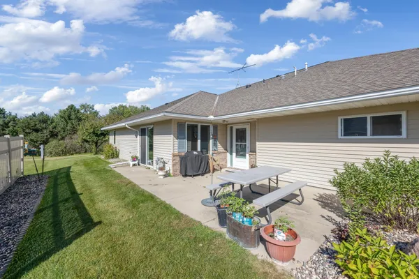 $255,000 | 307 Circle View Drive, Dassel, MN 55325