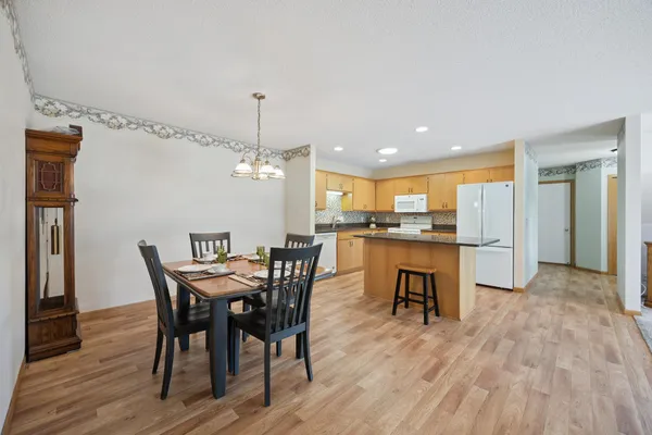 $255,000 | 307 Circle View Drive, Dassel, MN 55325