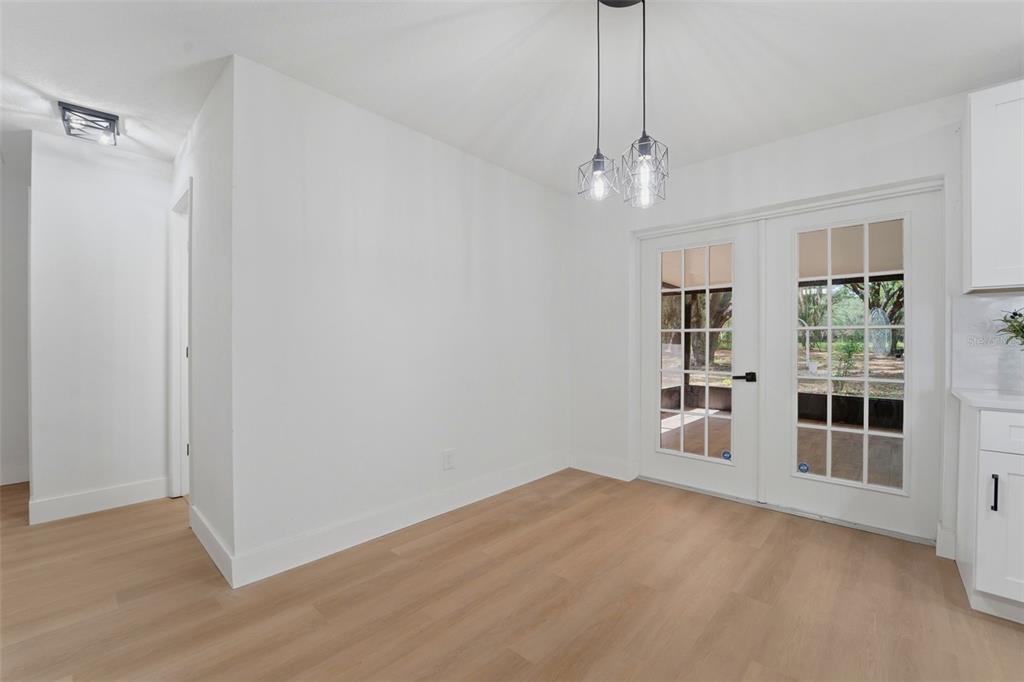 1918 Sydney Road Valrico, FL 33594 - Photo 12 of 35
