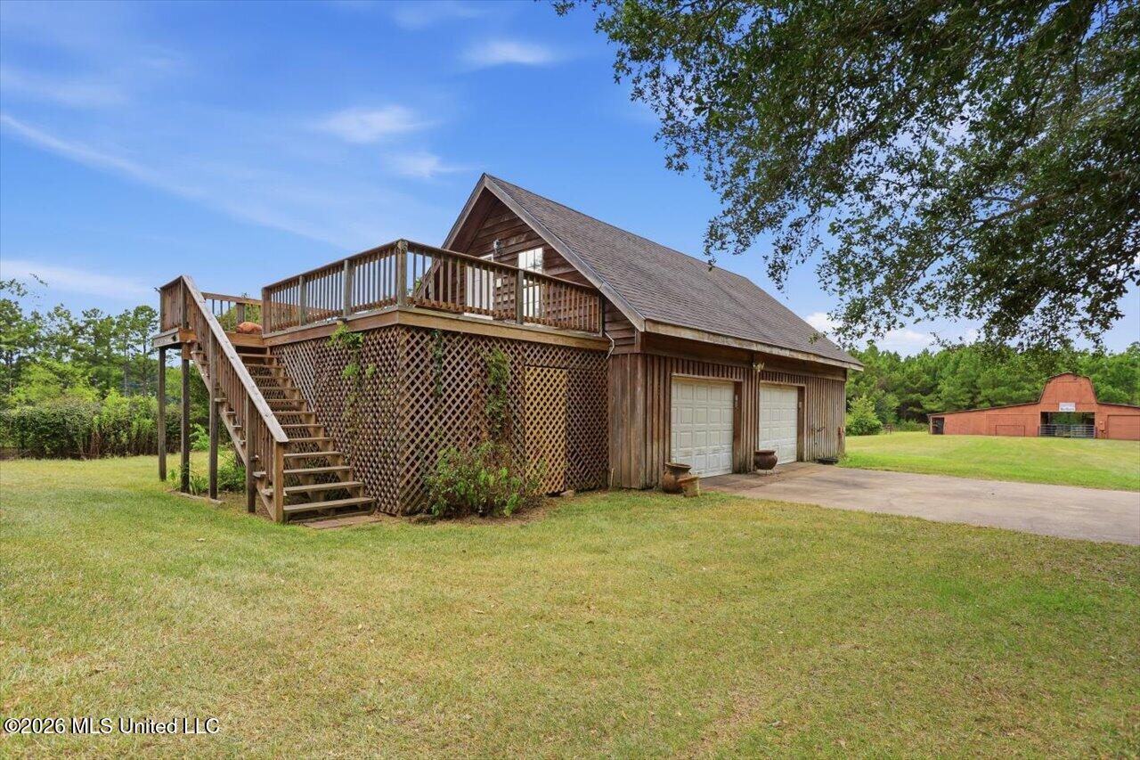 1124 Perrett Road Hazlehurst, MS 39083 - Photo 45 of 77 1124 Perrett Rd - Garage and apartment