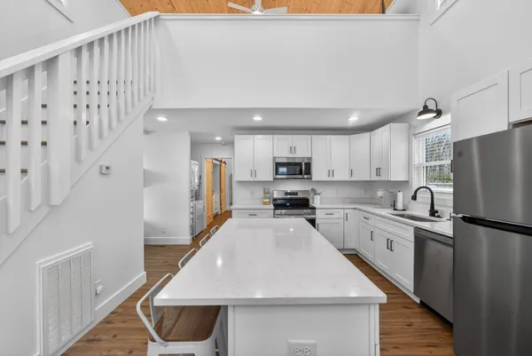 $529,000 | 113 Shoreside Court, Tracy City, TN 37387