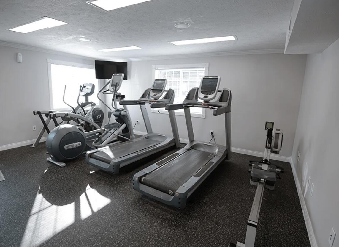 18372 North Ridge Court, Unit 8 Spring Lake, MI 49456 - Photo 32 of 44 IMG_8898