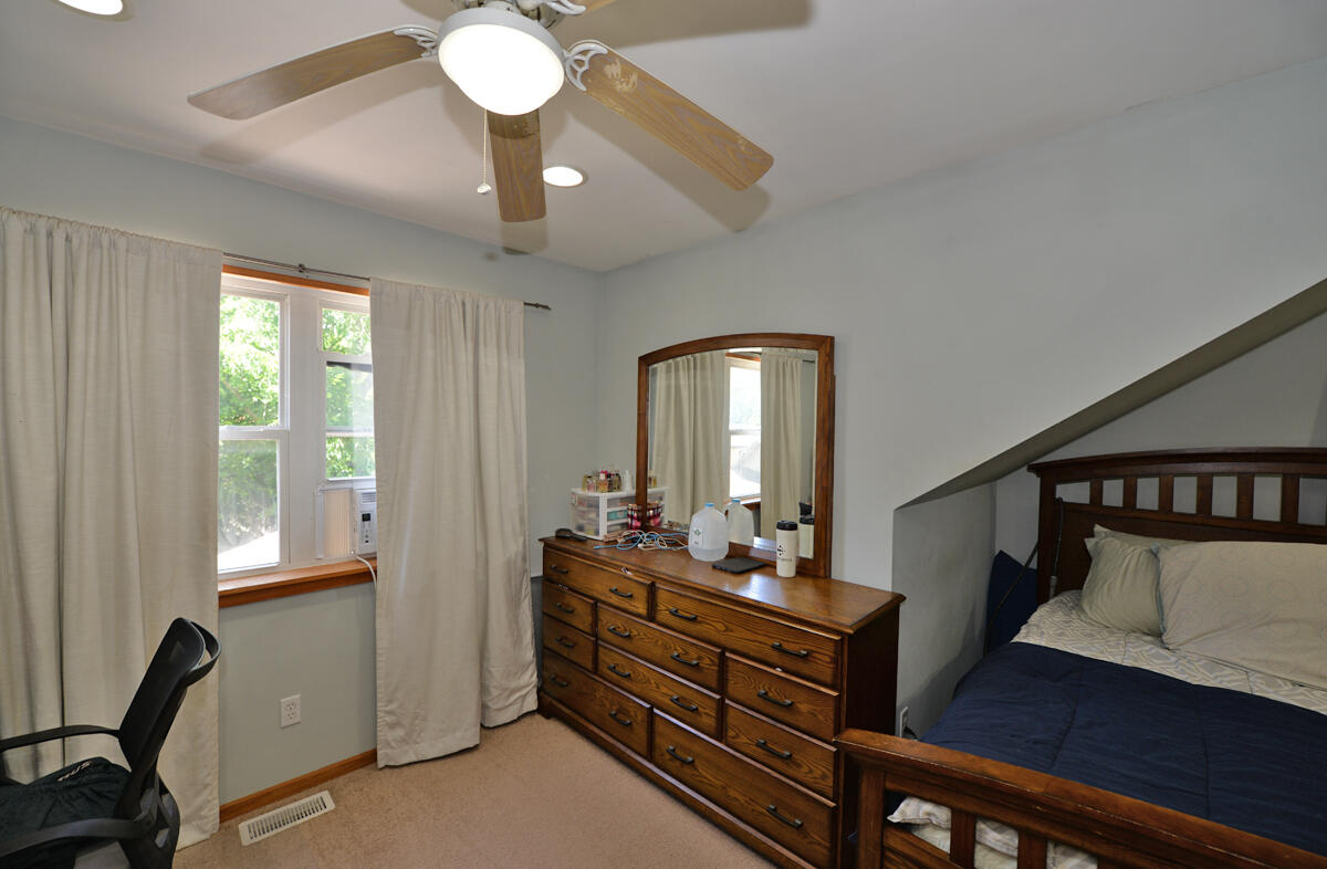 2513 Mason Street Delavan, WI 53115 - Photo 20 of 36 120