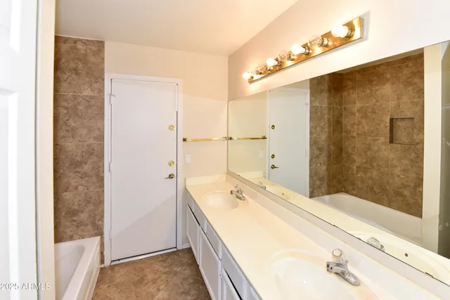 $2,800 | 1360 North Brentwood Place, Chandler, AZ 85224