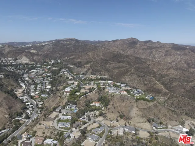 $6,999,000 | 1475 VÃa Cresta, Pacific Palisades, CA 90272