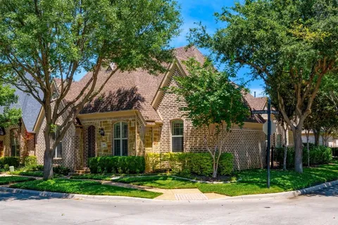 $750,000 | 6166 Stapleford Circle, Dallas, TX 75252
