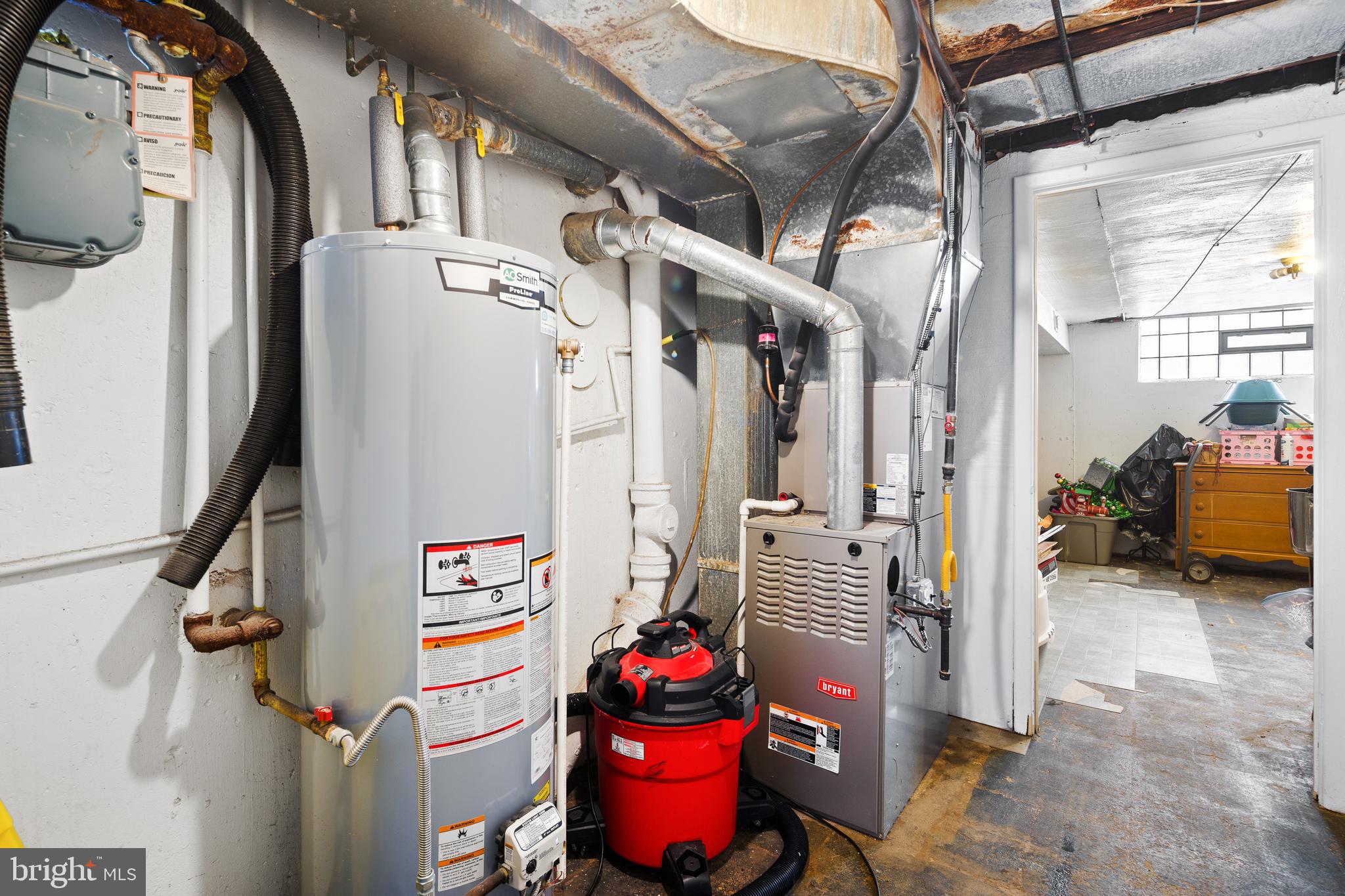 7851 Horrocks Street Philadelphia, PA 19152 - Photo 12 of 15 a utility room with dryer and washer