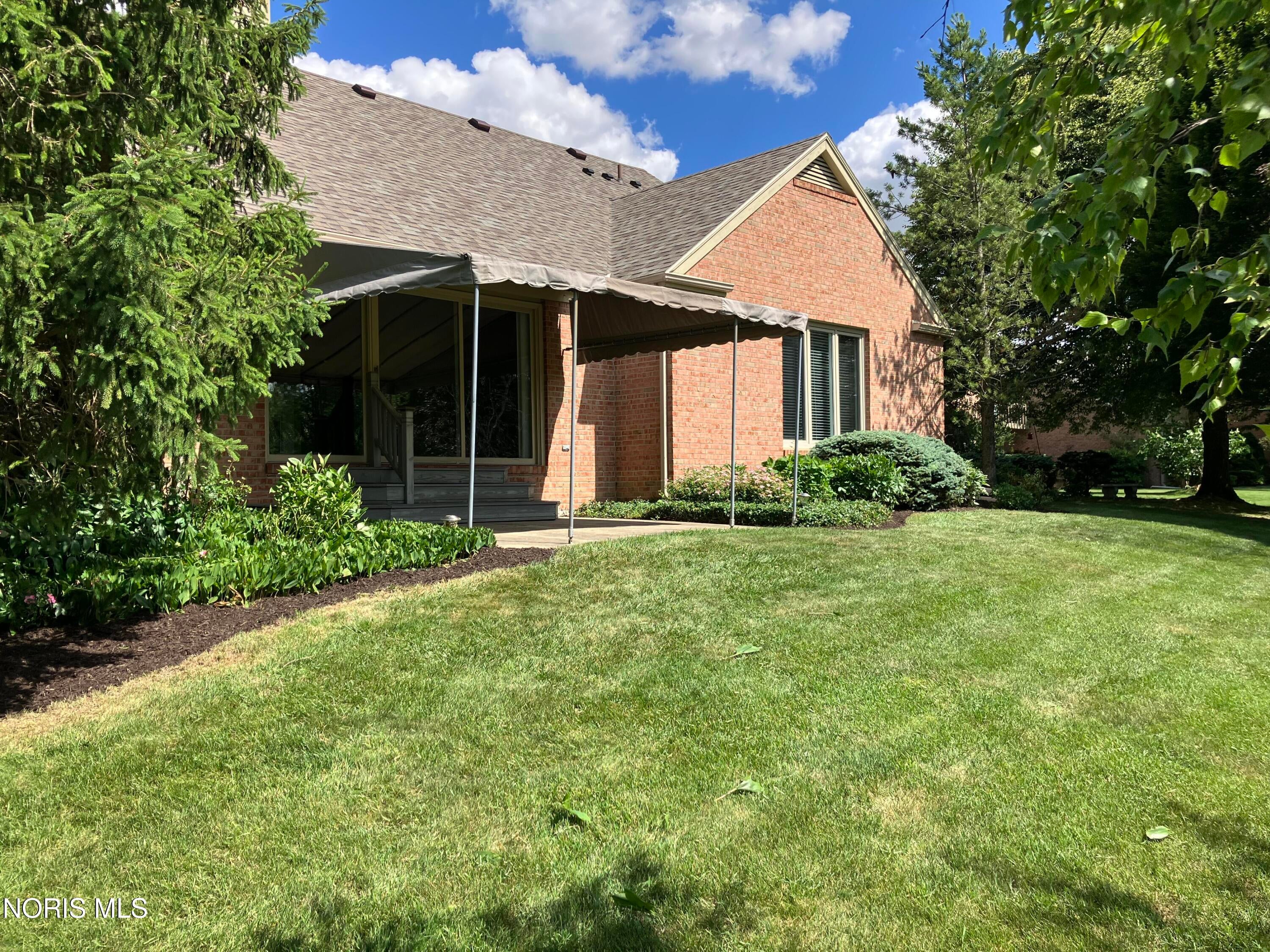 29301 Bates Road, Unit 29301 Perrysburg, OH 43551 - Photo 7 of 28 Gallery Image 7