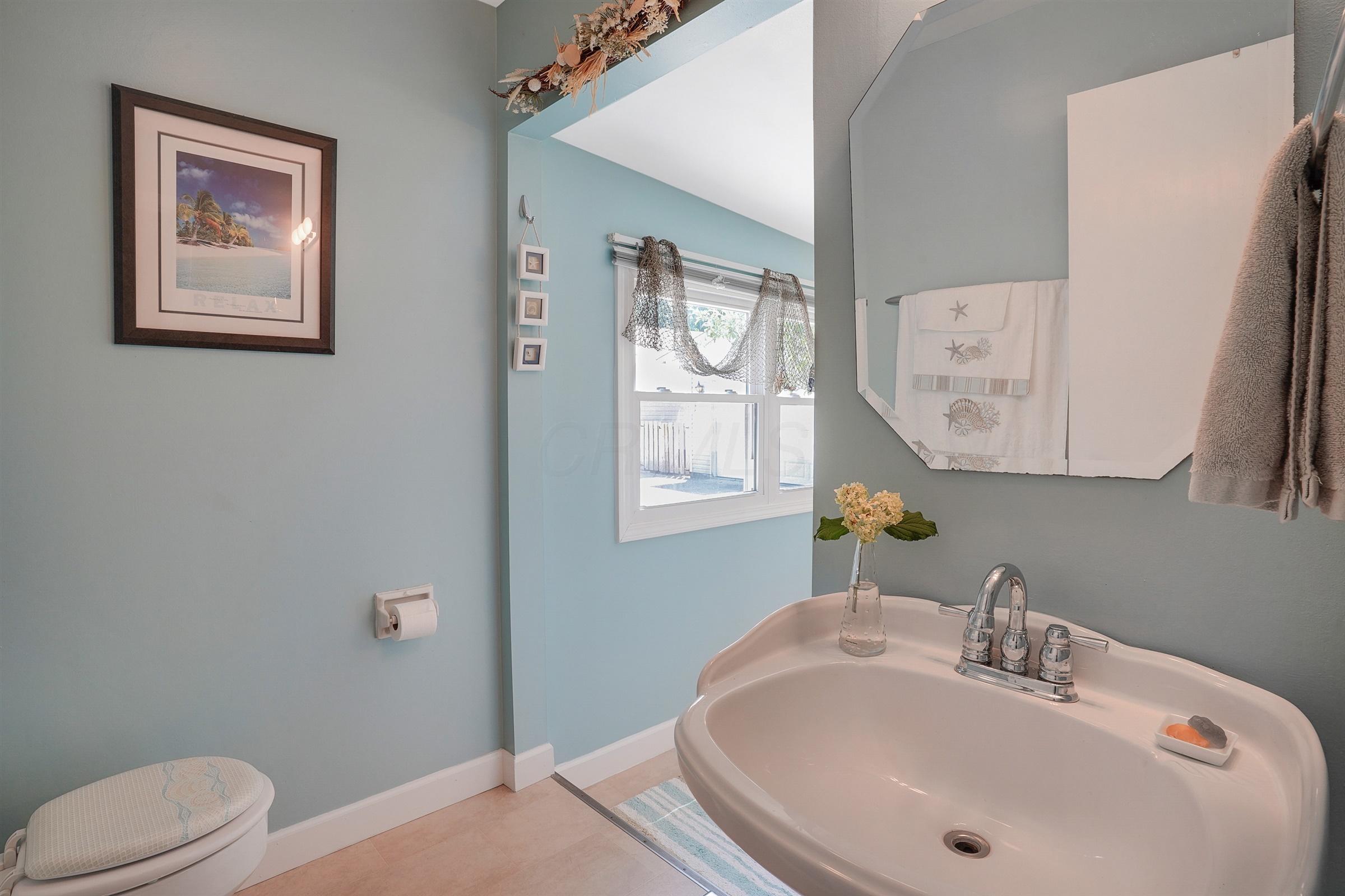 2201 Fishinger Road Upper Arlington, OH 43221 - Photo 20 of 37