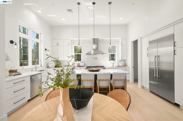 $2,350,000 | 102 Providence Place, Pleasant Hill, CA 94523