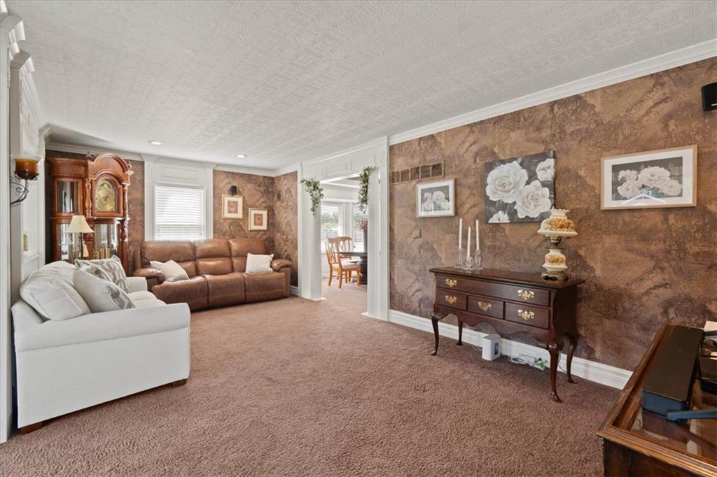 12910 Grandview Road Grandview, MO 64030 - Photo 9 of 39 Gallery Image 9