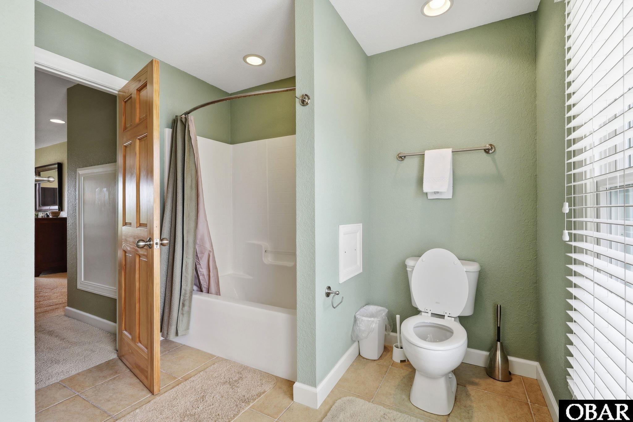 100 Club Point Way, Unit 201A Kill Devil Hills, NC 27948 - Photo 19 of 43