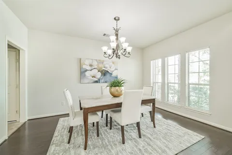 $465,000 | 13607 Breakwater Path Loop, Houston, TX 77044