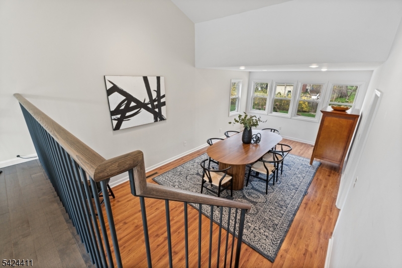 48 Hastings Road Berkeley Heights, NJ 07922 - Photo 13 of 50