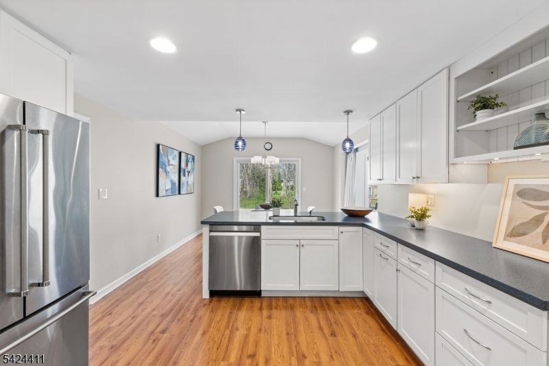 48 Hastings Road Berkeley Heights, NJ 07922 - Photo 17 of 50