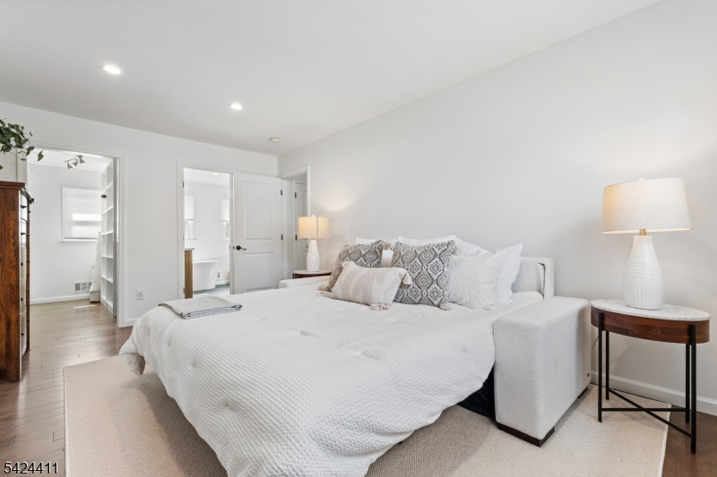 48 Hastings Road Berkeley Heights, NJ 07922 - Photo 33 of 50