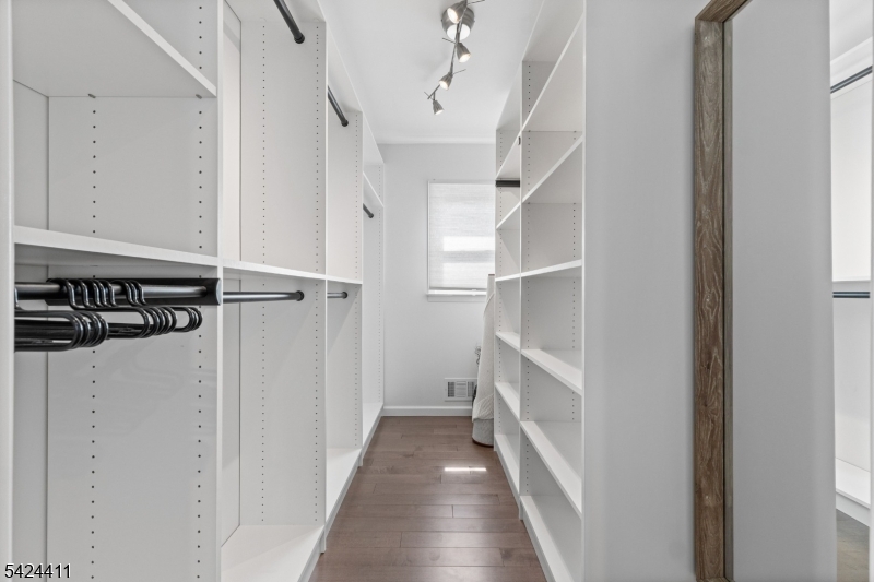 48 Hastings Road Berkeley Heights, NJ 07922 - Photo 34 of 50