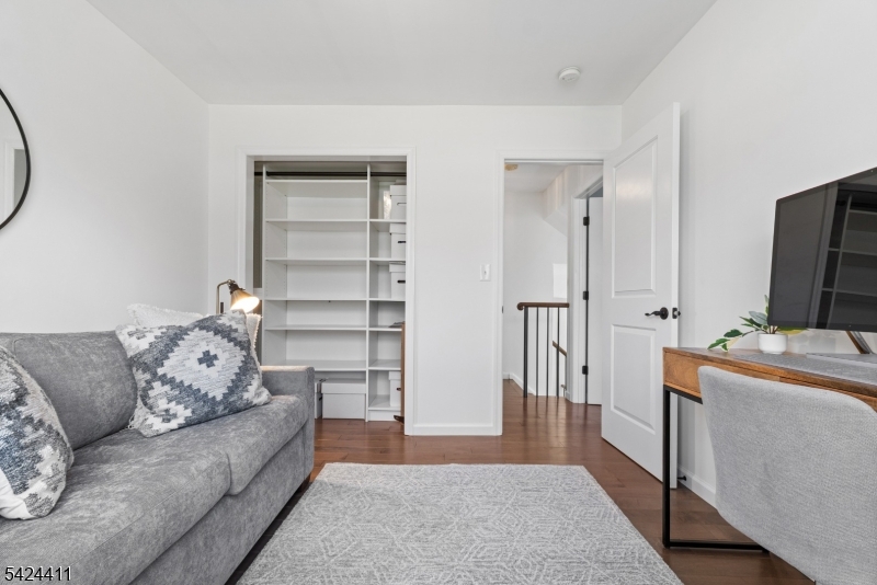 48 Hastings Road Berkeley Heights, NJ 07922 - Photo 39 of 50