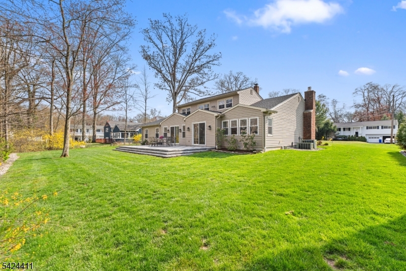 48 Hastings Road Berkeley Heights, NJ 07922 - Photo 47 of 50