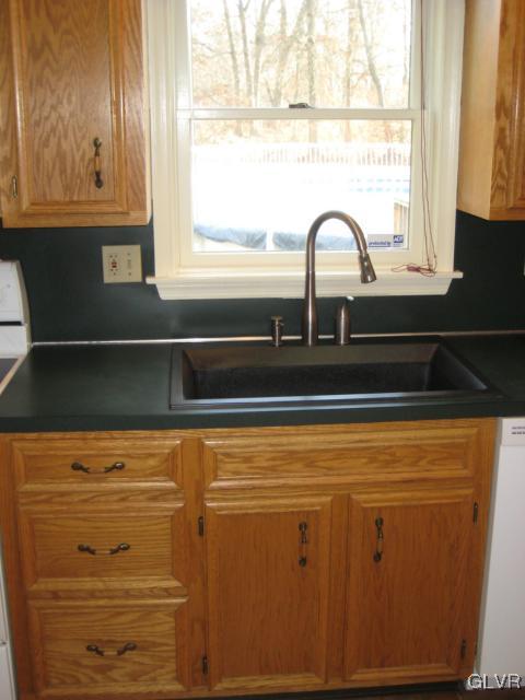 133 Krocks Road Allentown, PA 18104 - Photo 17 of 34 Gallery Image 17