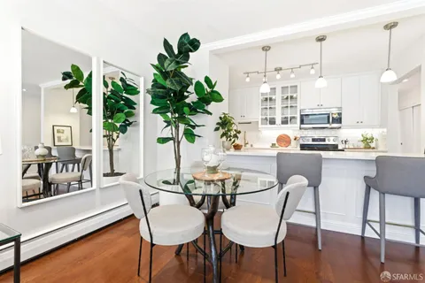 $949,000 | 1820 Vallejo Street, Unit 202, San Francisco, CA 94123