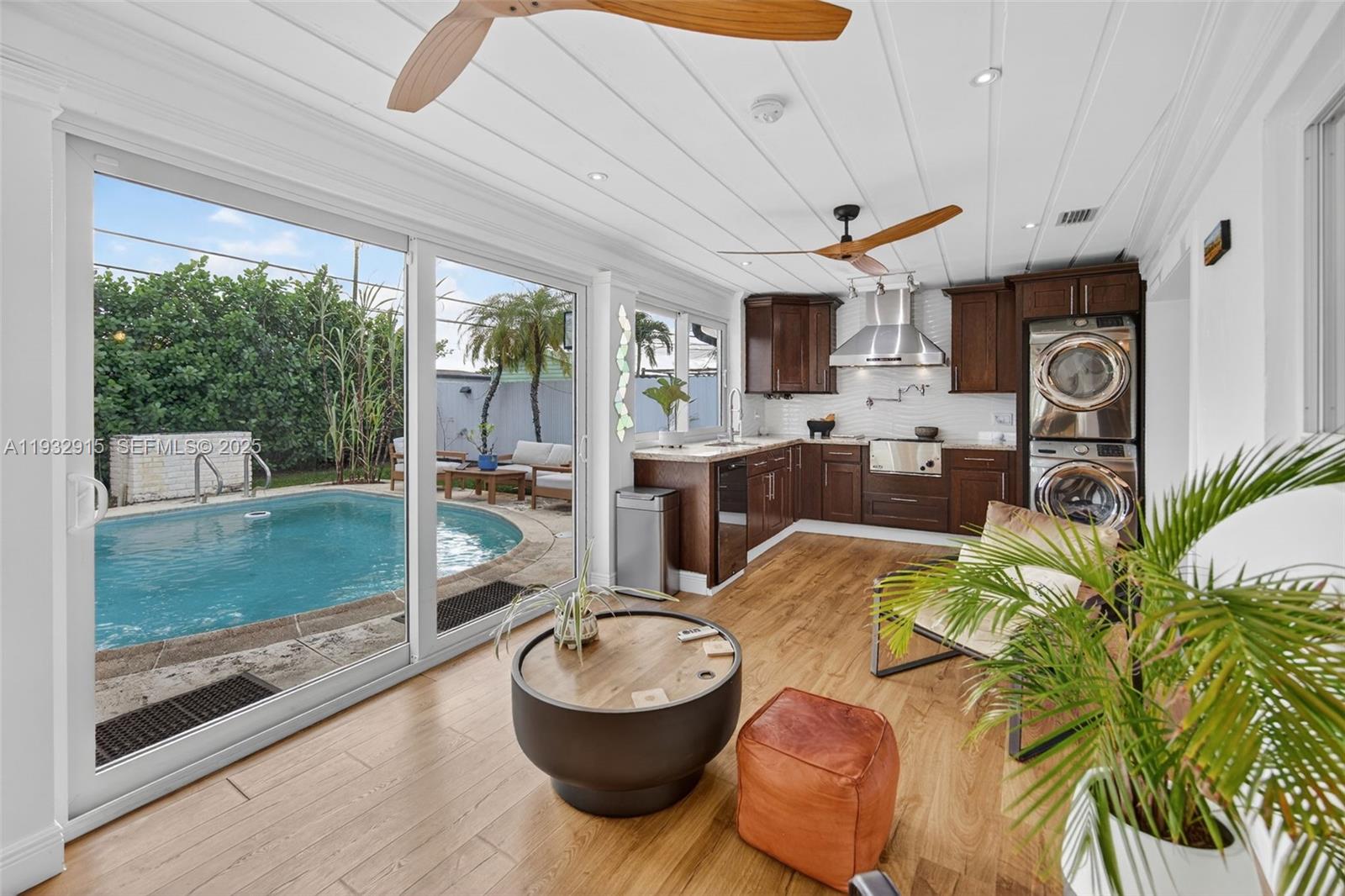 11260 Southwest 48th Street Miami, FL 33165 - Photo 19 of 48 a very nice looking room with a large window