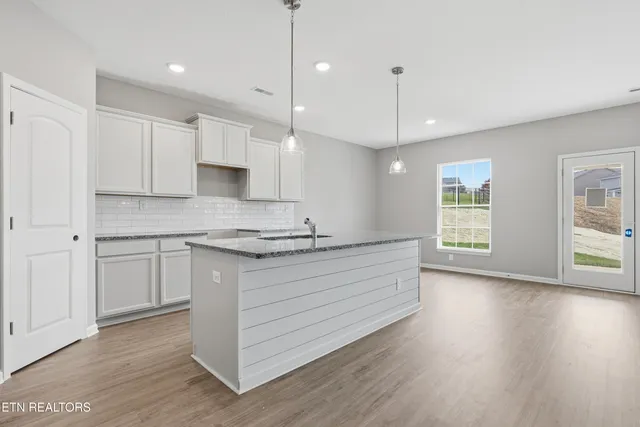 $418,853 | 3644 Crimson Circle, Maryville, TN 37801