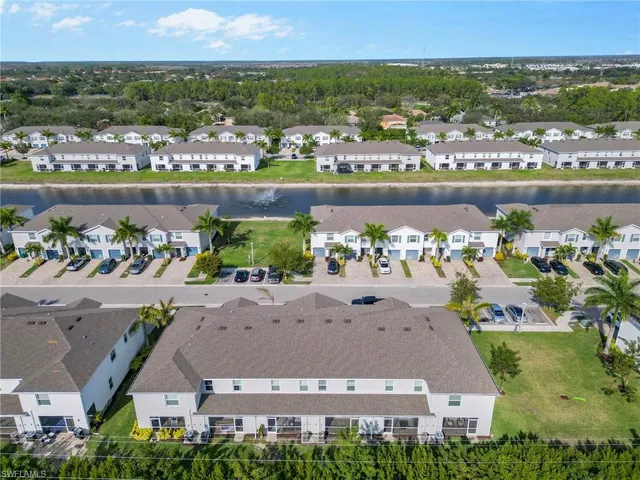 $399,000 | 15071 Wildflower Circle, Naples, FL 34119