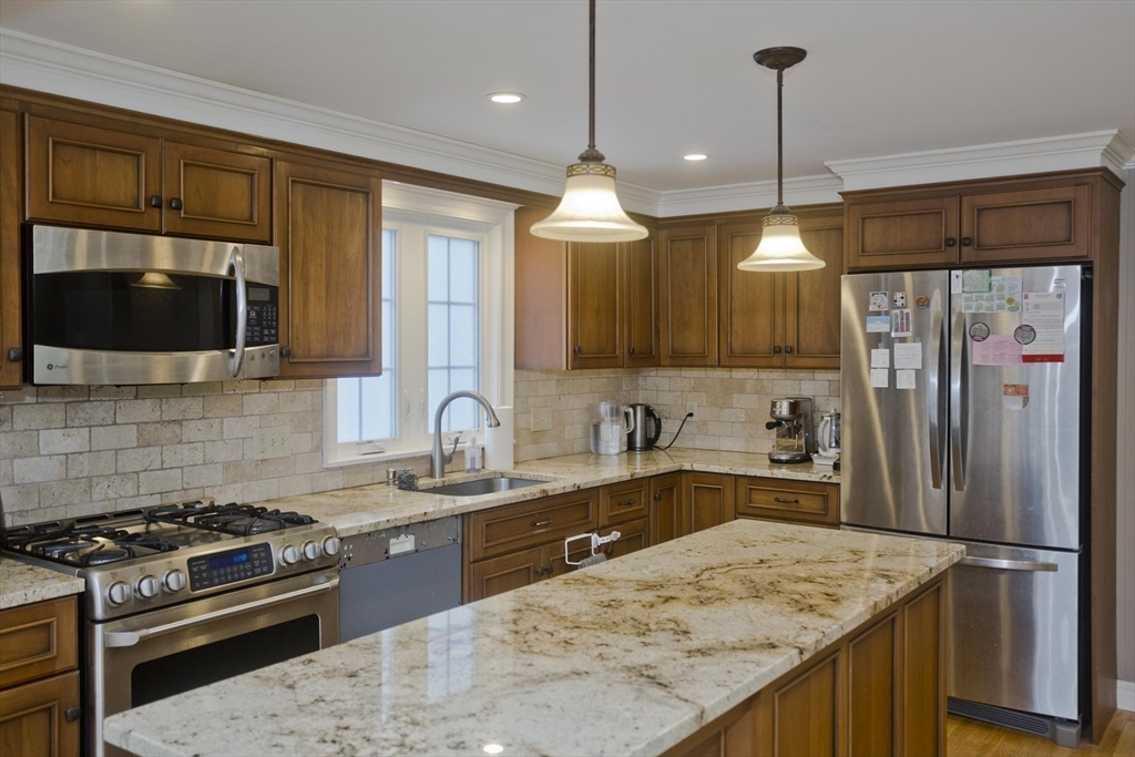 233 Franklin Road Longmeadow, MA 01106 - Photo 17 of 37