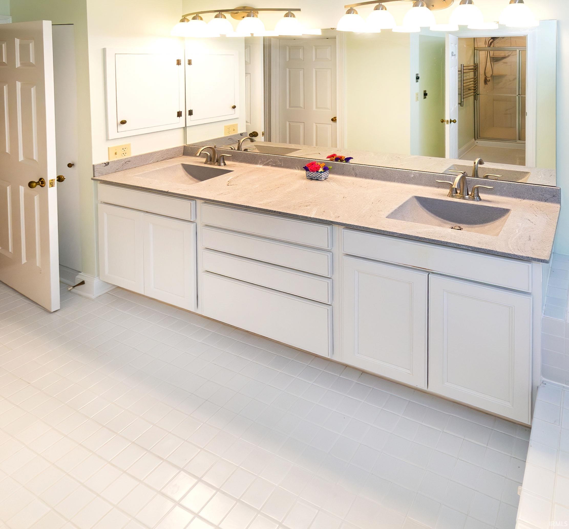 45 Oak Meadow Road Evansville, IN 47725 - Photo 23 of 36