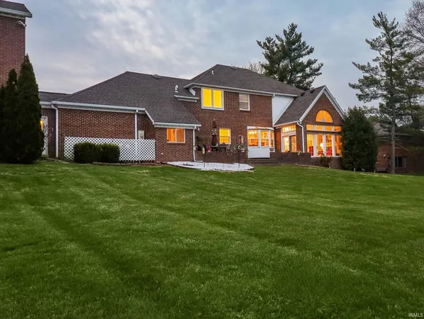 $725,000 | 45 Oak Meadow Road, Evansville, IN 47725