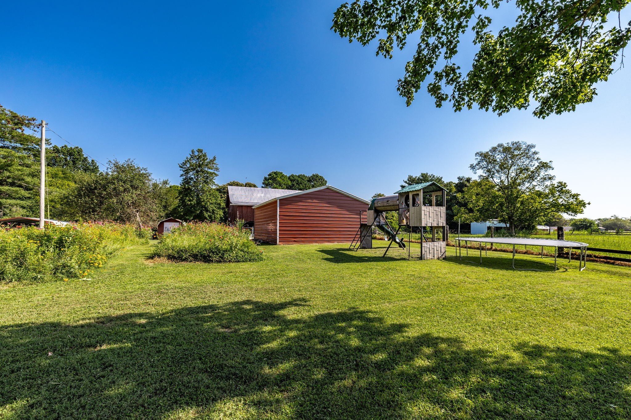 475 Fowler Ford Road Portland, TN 37148 - Photo 29 of 100 a view of a house with a big yard