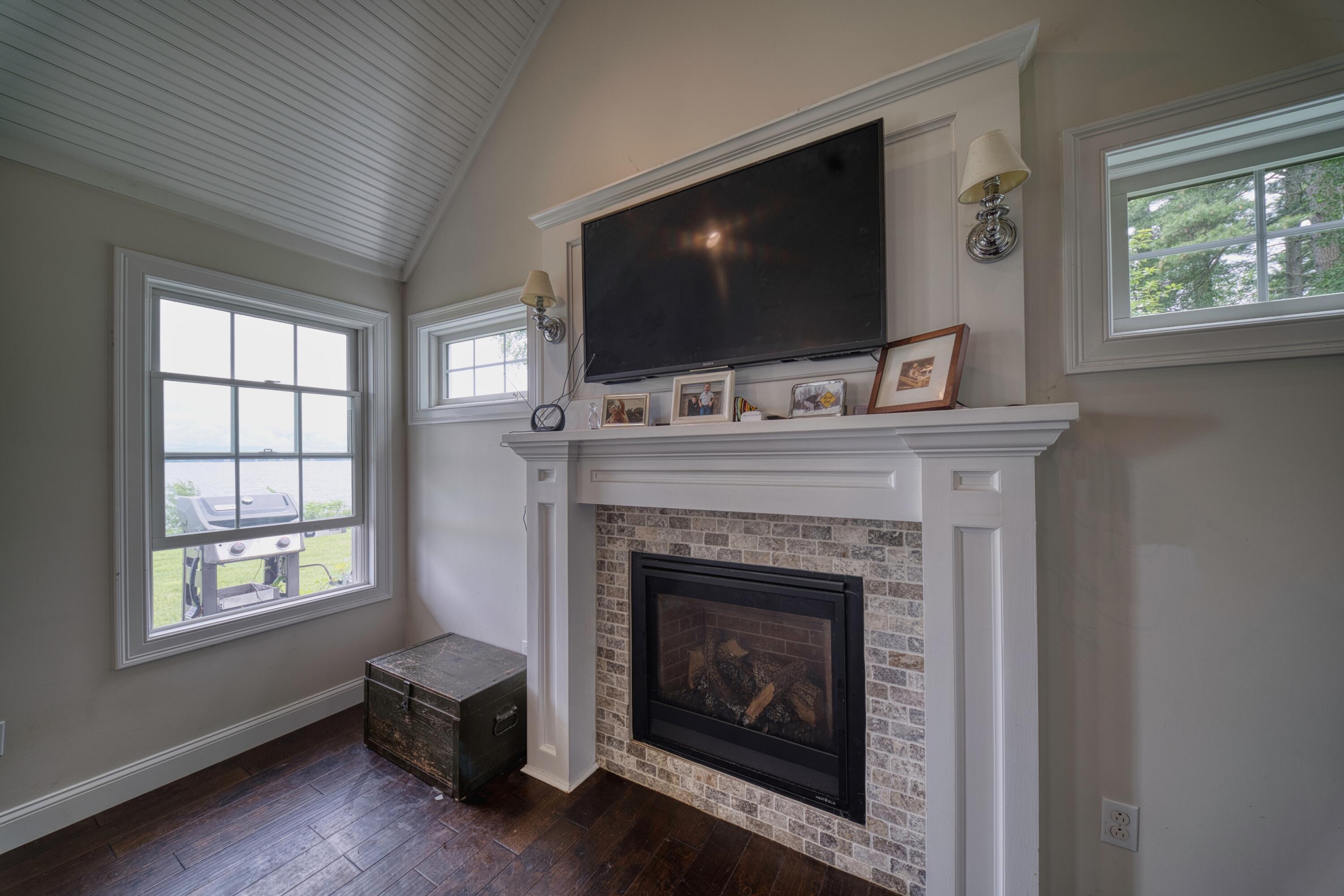 1068 Cumberland Head Road Plattsburgh, NY 12901 - Photo 54 of 58