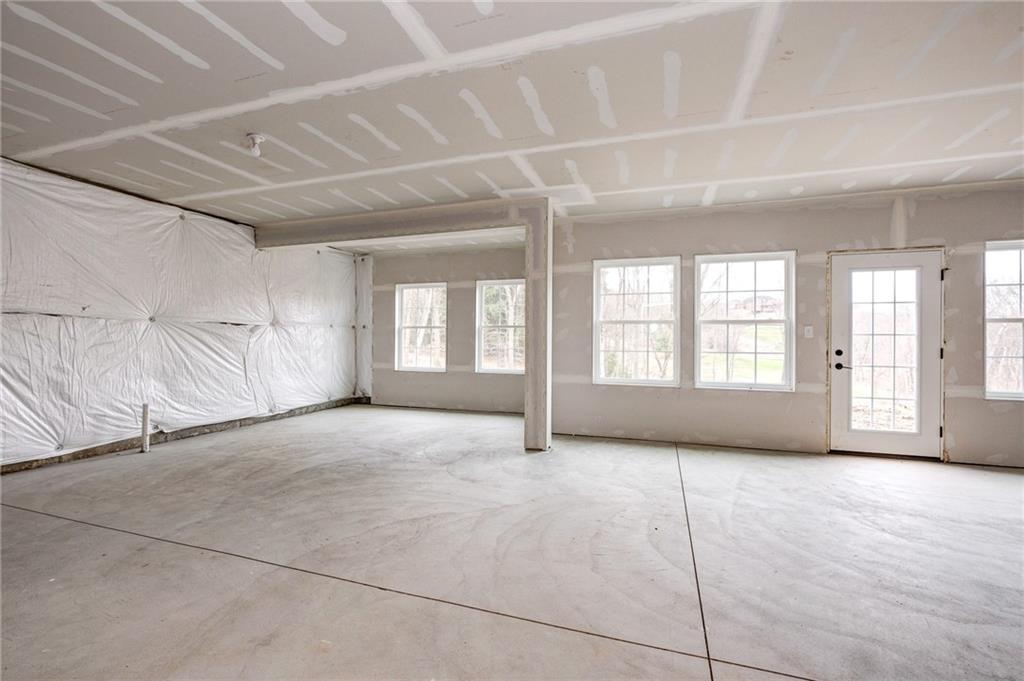 405 Oak Ridge Court Mars, PA 16046 - Photo 13 of 18 Gallery Image 13