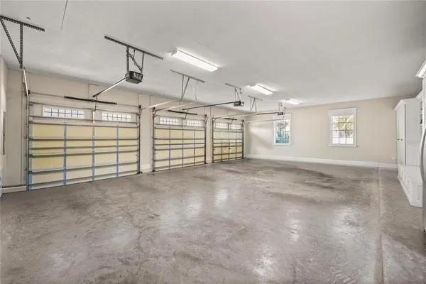 $1,575,000 | 8064 Southeast 15th Court, Ocala, FL 34480