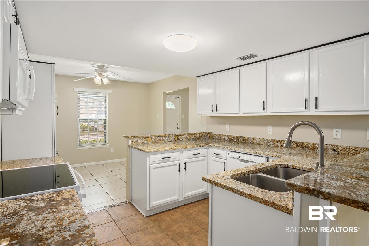 4017 Cottage Hill Road, Unit 67 Mobile, AL 36609 - Photo 6 of 27