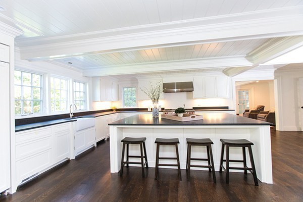 59 Carisbrooke Road Wellesley, MA 02481 - Photo 14 of 20