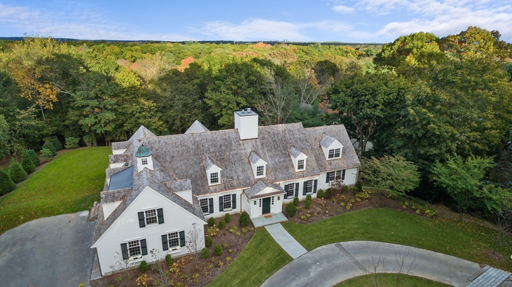 59 Carisbrooke Road Wellesley, MA 02481 - Photo 2 of 20